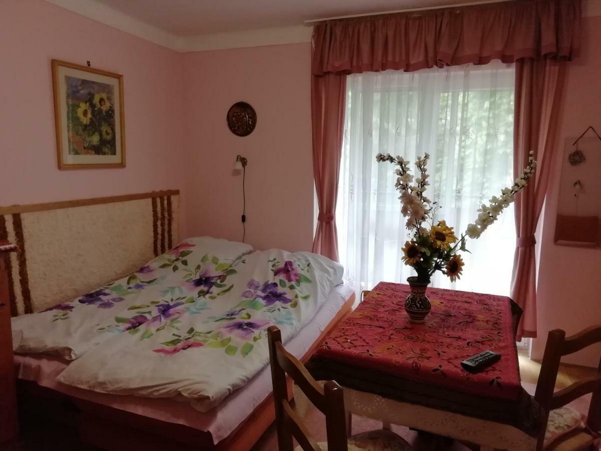 Gyöngyvirág Üdülő – Mario Apartman Harkány Exterior foto